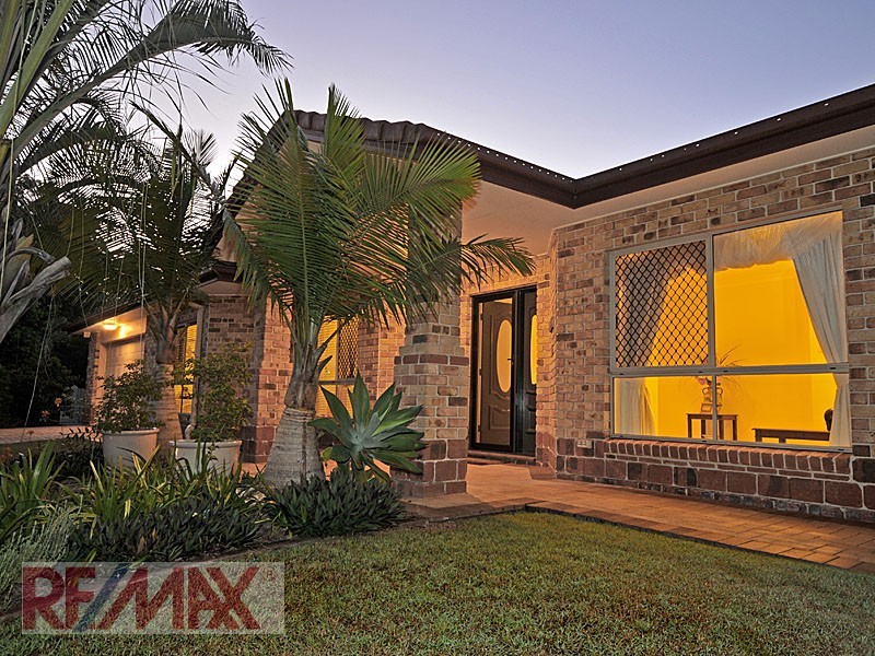 50 Snow Wood Drive, Eatons Hill QLD 4037