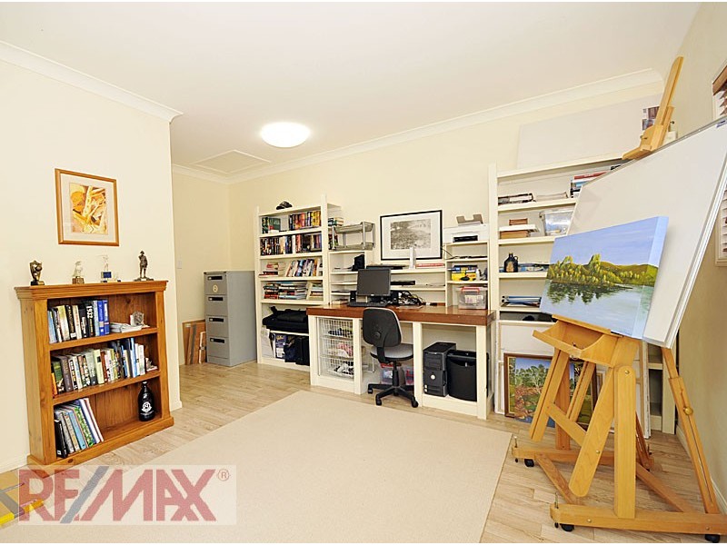 50 Snow Wood Drive, Eatons Hill QLD 4037