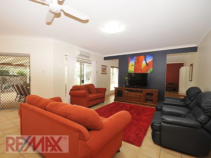 50 Snow Wood Drive, Eatons Hill QLD 4037