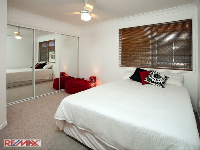 3 Peer Court, Eatons Hill QLD 4037