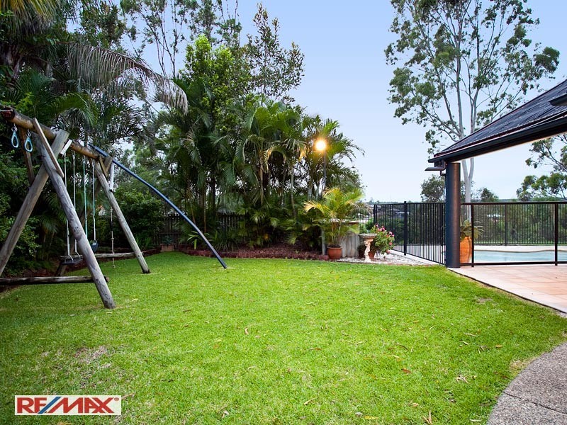 3 Peer Court, Eatons Hill QLD 4037
