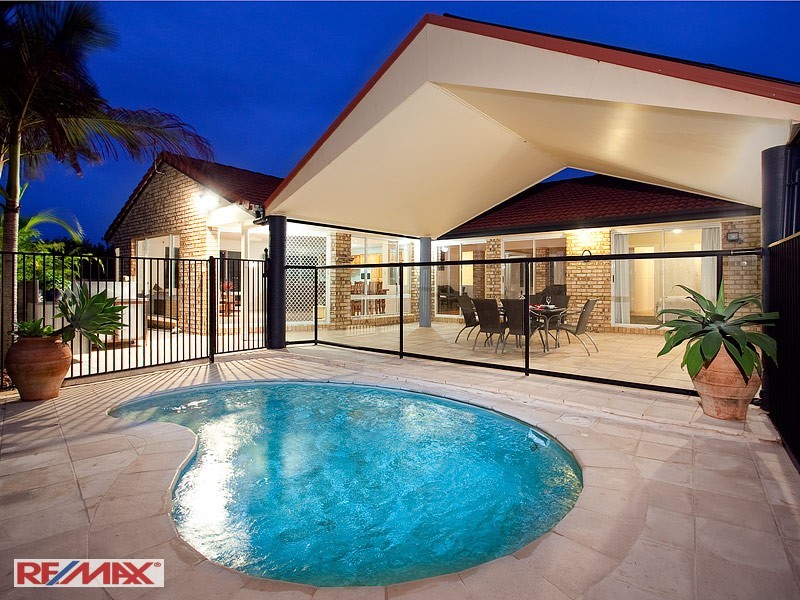 3 Peer Court, Eatons Hill QLD 4037