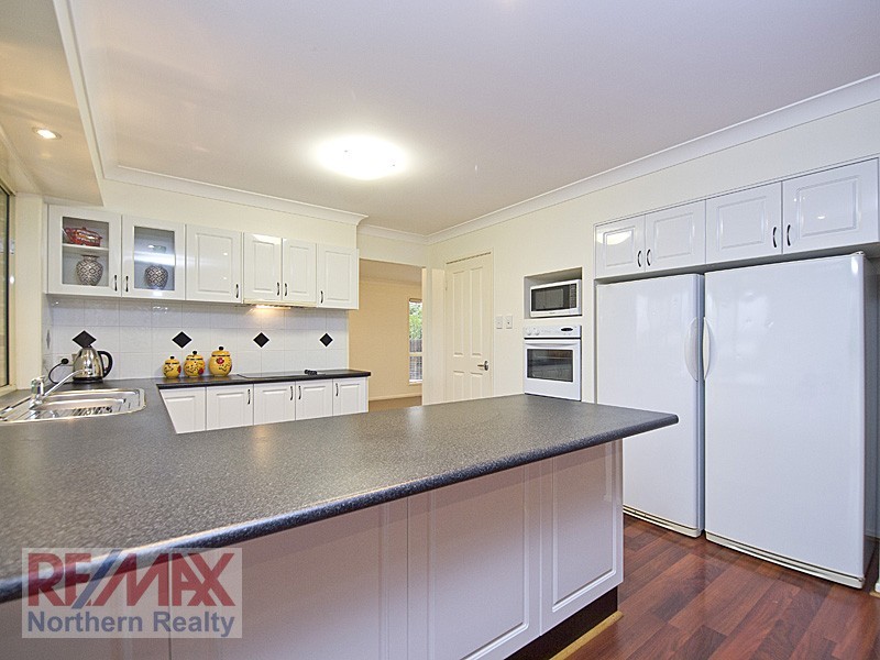 18 Toressian Place, Cashmere QLD 4500