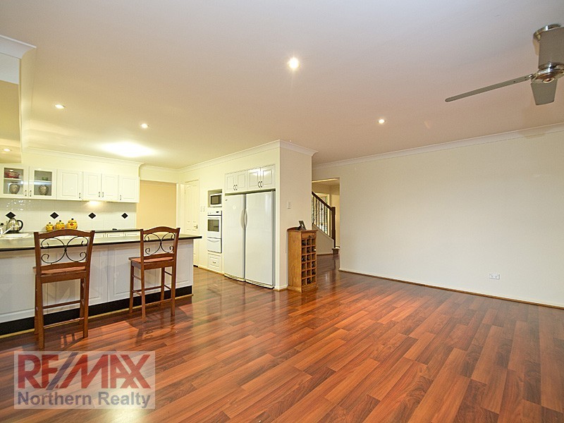 18 Toressian Place, Cashmere QLD 4500