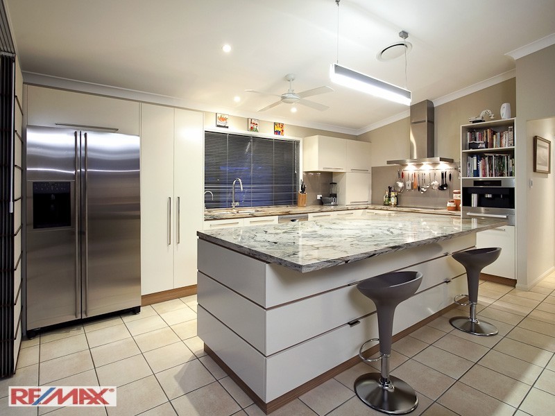 13 Whipbird Ct, Cashmere QLD 4500