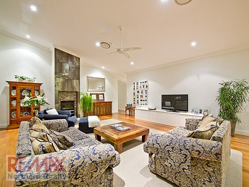17 Bramwell Court, Cashmere QLD 4500