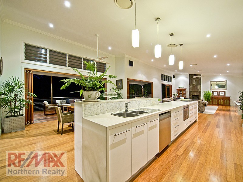 17 Bramwell Court, Cashmere QLD 4500