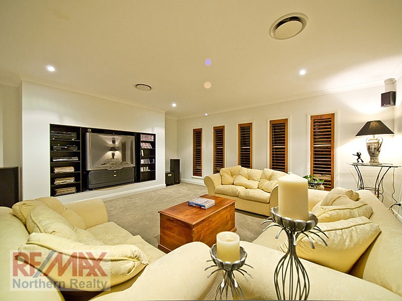 17 Bramwell Court, Cashmere QLD 4500