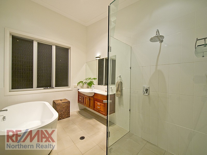 17 Bramwell Court, Cashmere QLD 4500