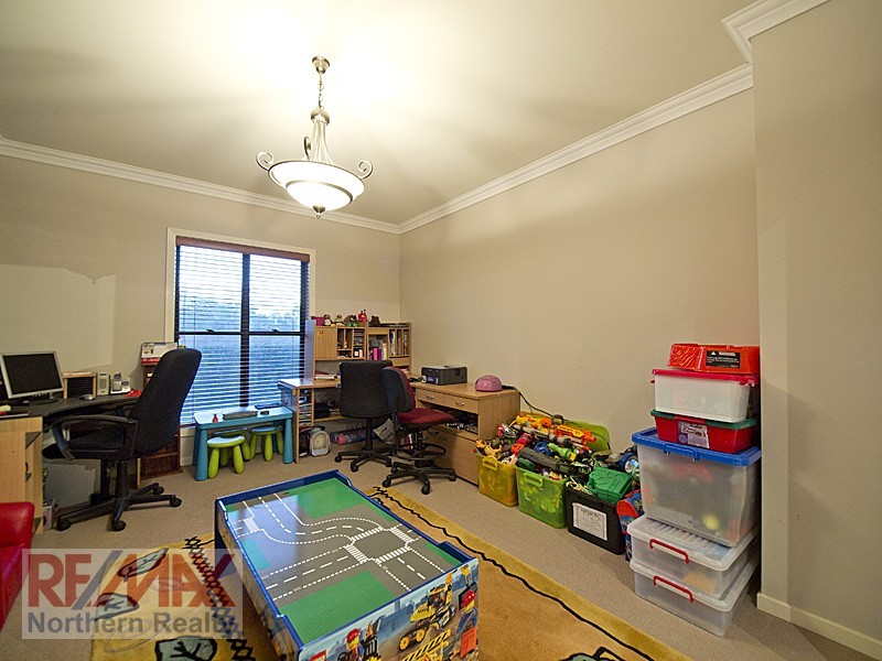 49 Cressbrook Drive, Albany Creek QLD 4035