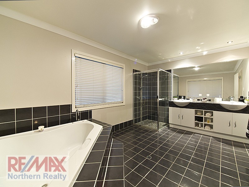 49 Cressbrook Drive, Albany Creek QLD 4035