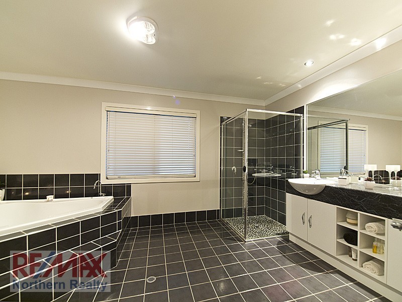 49 Cressbrook Drive, Albany Creek QLD 4035