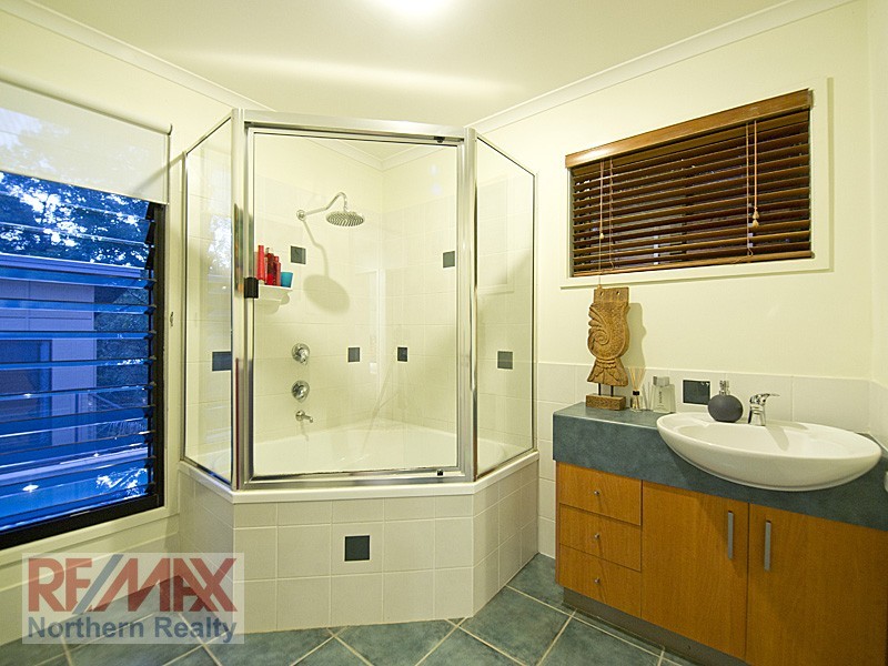 55 Boondooma Circuit, Albany Creek QLD 4035