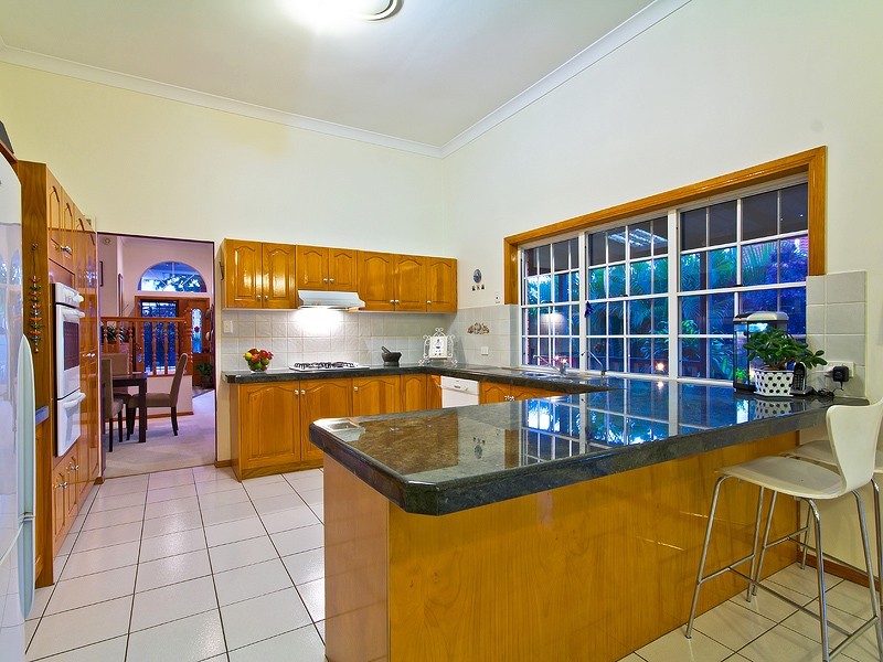 4 Somerville Place, Chermside West QLD 4032