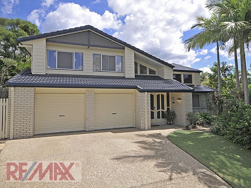 18 The Boulevard, Albany Creek QLD 4035