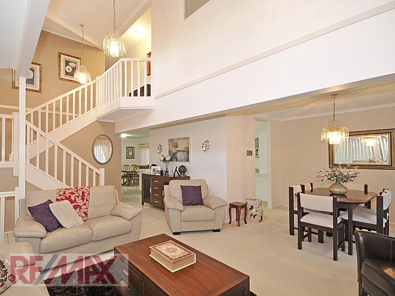 18 The Boulevard, Albany Creek QLD 4035