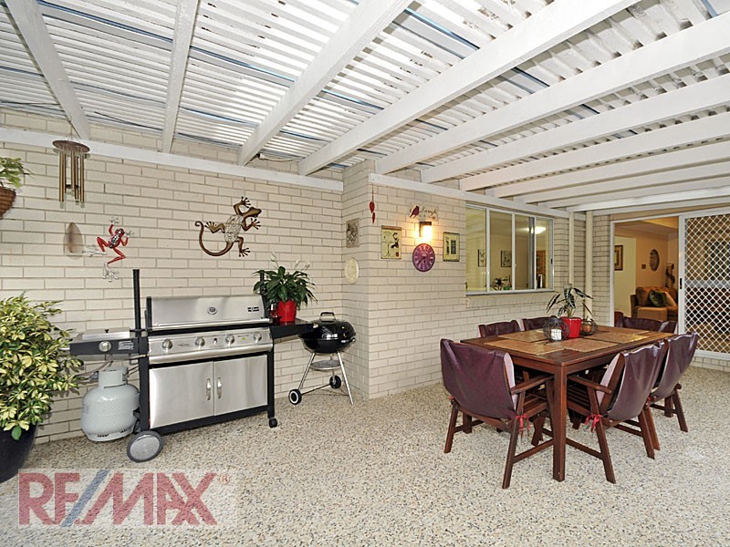 18 The Boulevard, Albany Creek QLD 4035