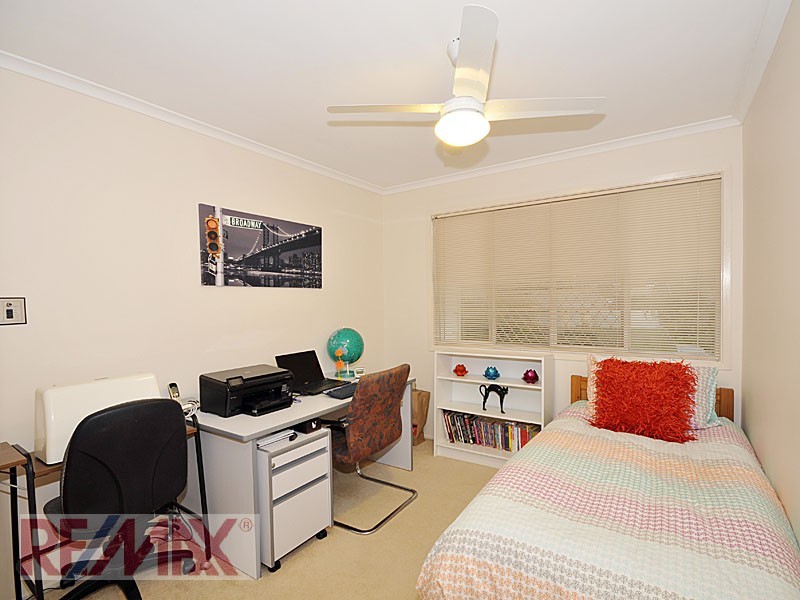 18 The Boulevard, Albany Creek QLD 4035