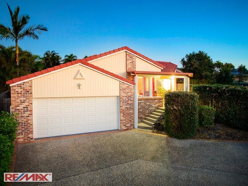 8 Manly Close, Albany Creek QLD 4035