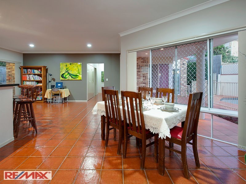 8 Manly Close, Albany Creek QLD 4035