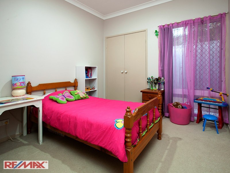 8 Manly Close, Albany Creek QLD 4035