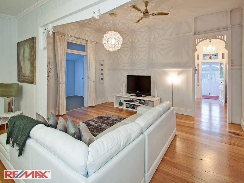 57 Northcote Street, East Brisbane QLD 4169