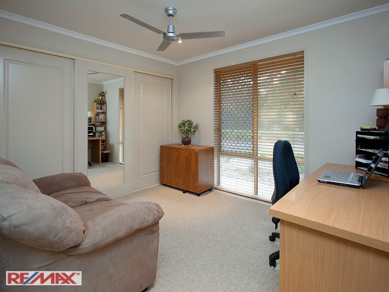 72 Hayward Ave, Cashmere QLD 4500