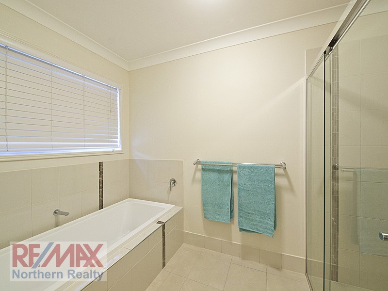 6 Confluence Ct, Eatons Hill QLD 4037