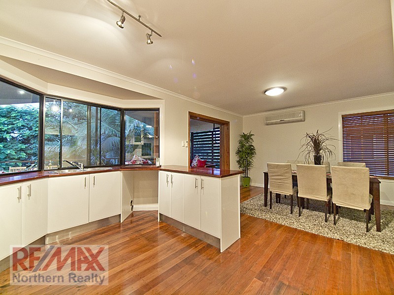 9 Olympus Court, Eatons Hill QLD 4037