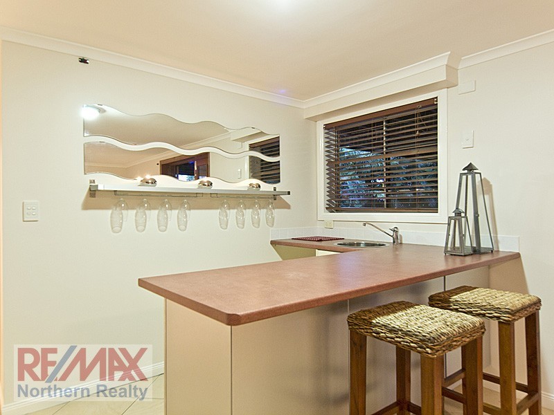 9 Olympus Court, Eatons Hill QLD 4037