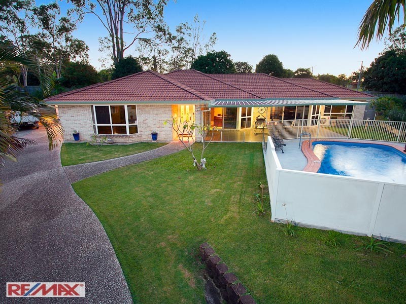 6 Greenside Place, Joyner QLD 4500