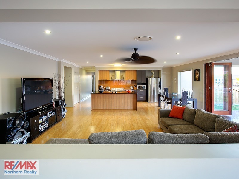 16 Corella Crescent, Warner QLD 4500