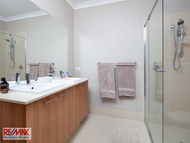 16 Corella Crescent, Warner QLD 4500