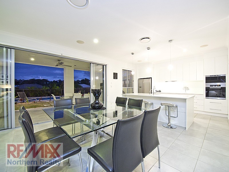 10 Bend Court, Eatons Hill QLD 4037