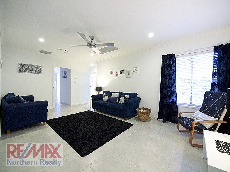 10 Bend Court, Eatons Hill QLD 4037