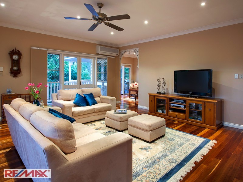 32 Peterson Place, Bridgeman Downs QLD 4035