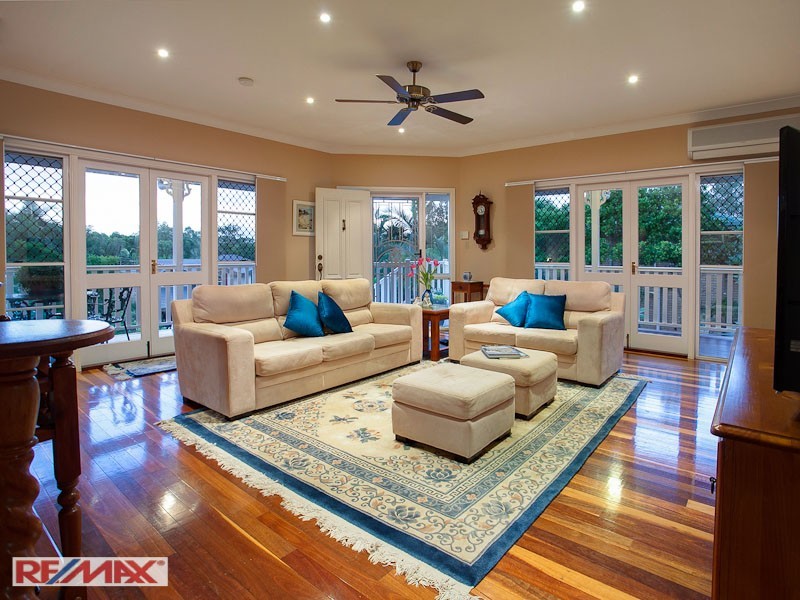 32 Peterson Place, Bridgeman Downs QLD 4035