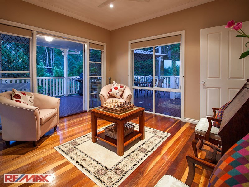 32 Peterson Place, Bridgeman Downs QLD 4035