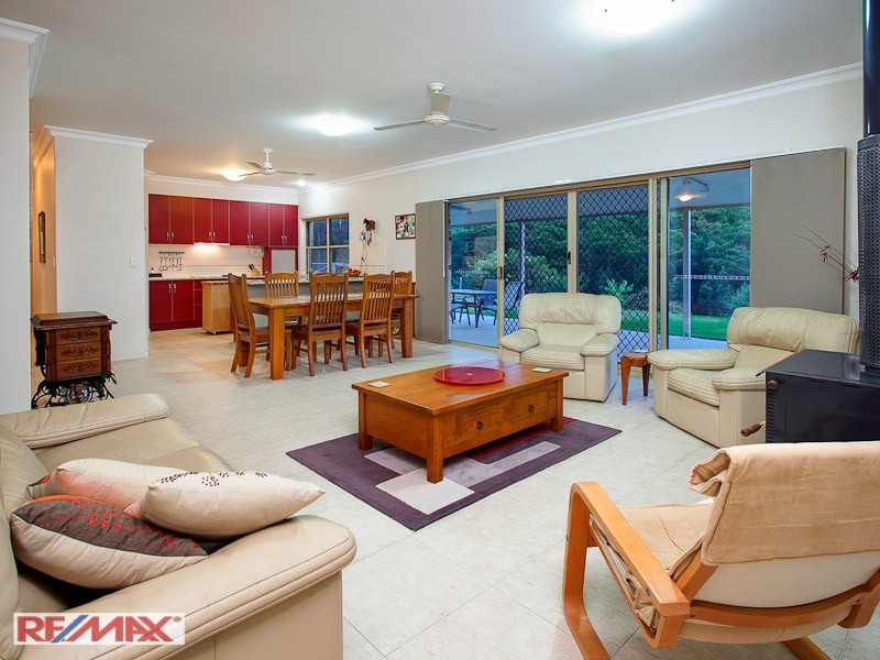 12 Brownlow Court, Cashmere QLD 4500