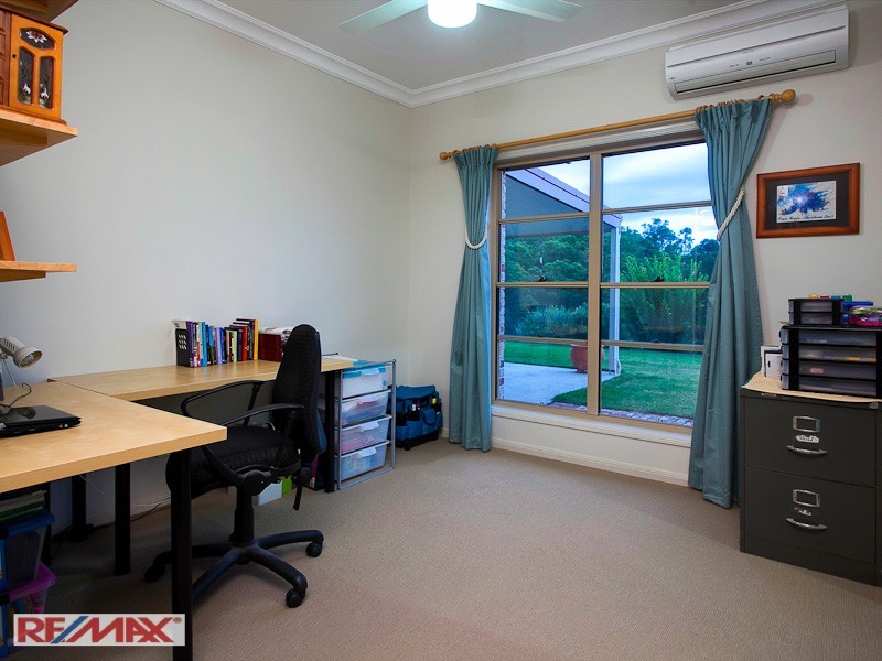 12 Brownlow Court, Cashmere QLD 4500