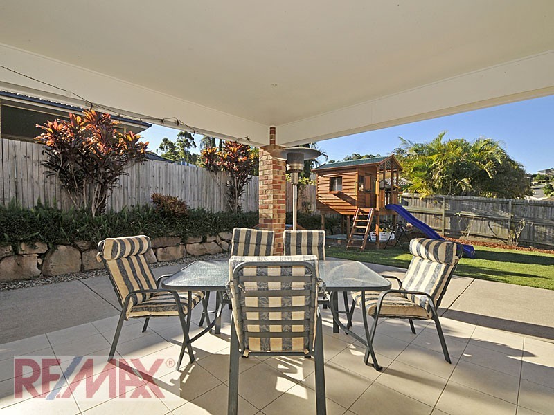 4 Starina Ct, Eatons Hill QLD 4037