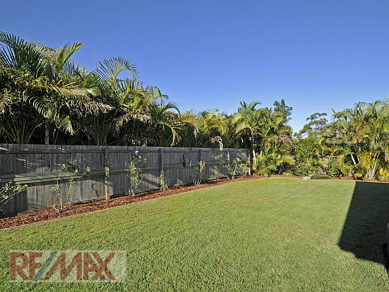4 Starina Ct, Eatons Hill QLD 4037
