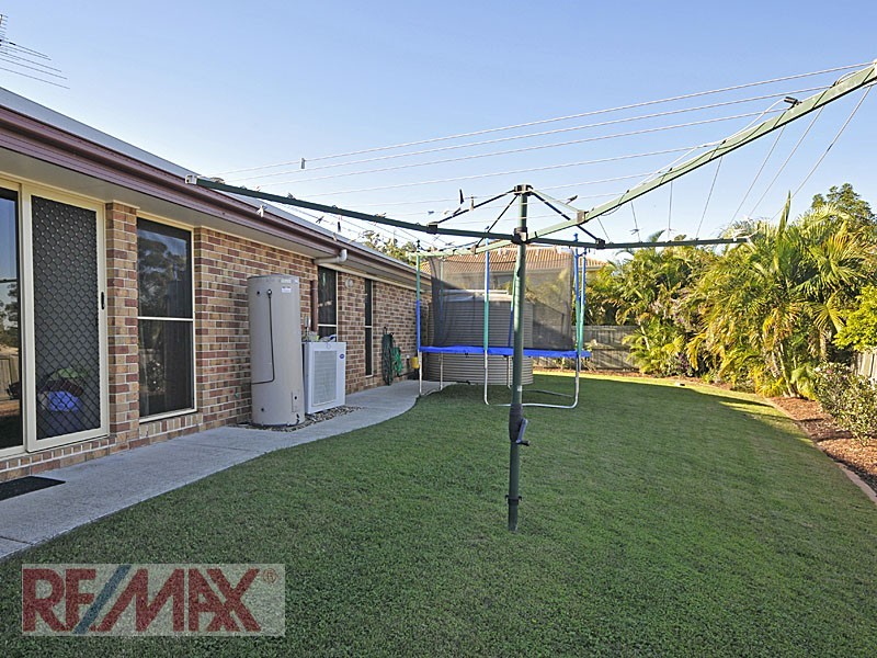 4 Starina Ct, Eatons Hill QLD 4037