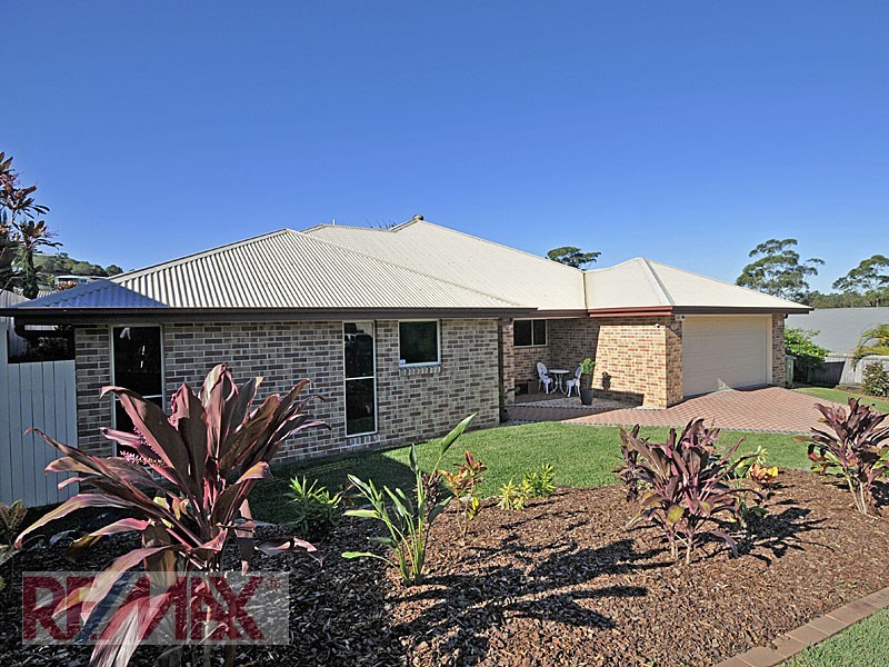 4 Starina Ct, Eatons Hill QLD 4037