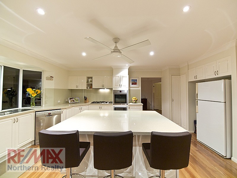 11 Lowan Street, Warner QLD 4500