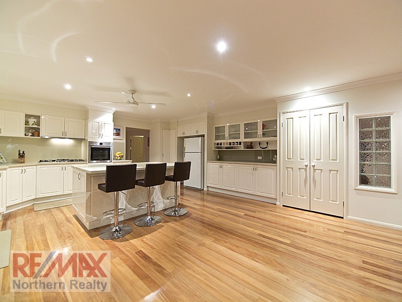 11 Lowan Street, Warner QLD 4500