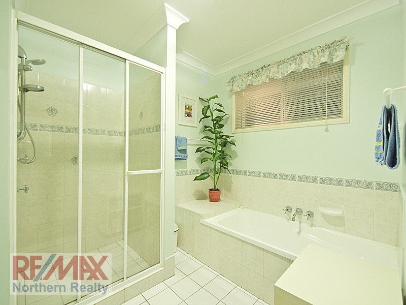 11 Lowan Street, Warner QLD 4500