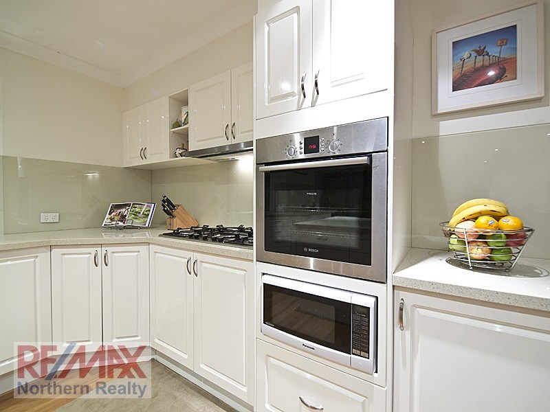 11 Lowan Street, Warner QLD 4500