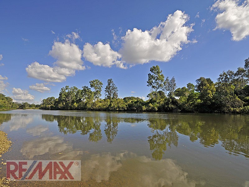 128 Bray Road, Lawnton QLD 4501