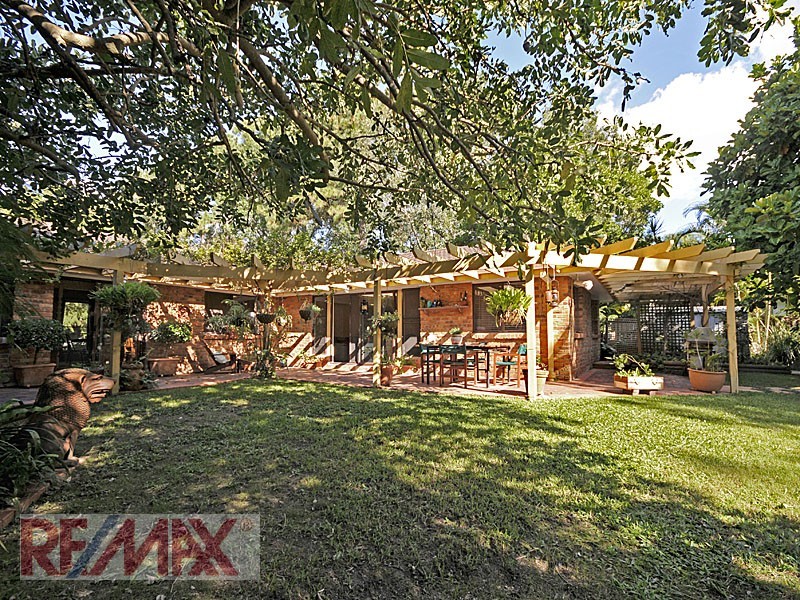 128 Bray Road, Lawnton QLD 4501